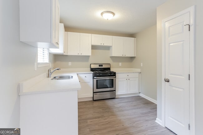 Building Photo - 4258 Ward Bluff Dr