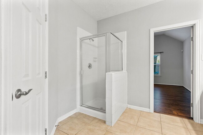 Building Photo - 22326 E Daniel Oak Cir