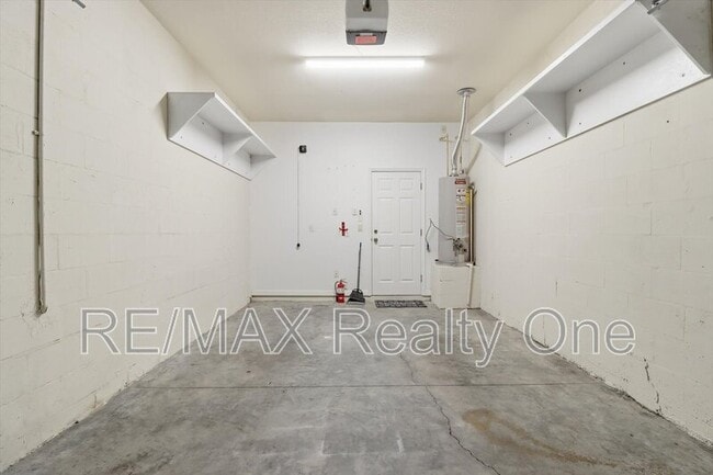 Building Photo - 1705 W Spring Meadow Loop