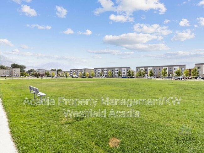 Building Photo - 788 E 500 S