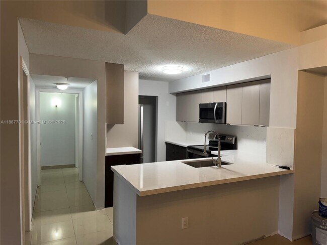 Building Photo - 2051 Renaissance Blvd