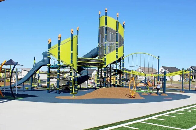 Willowbrooke Commons - Playarea - 7558 38th St N