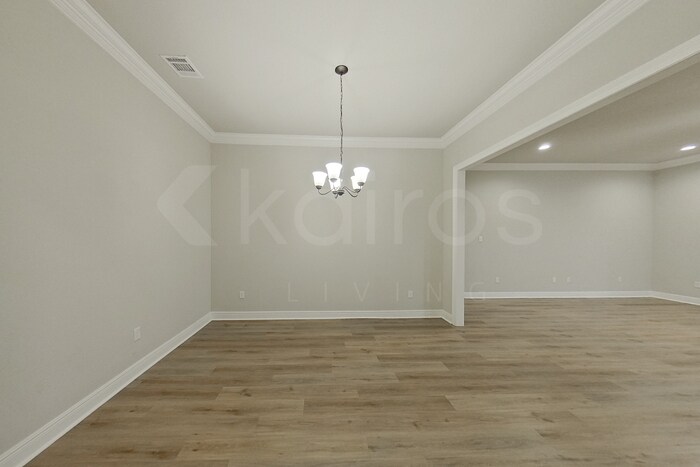 Building Photo - 3212 Rosehill Dr