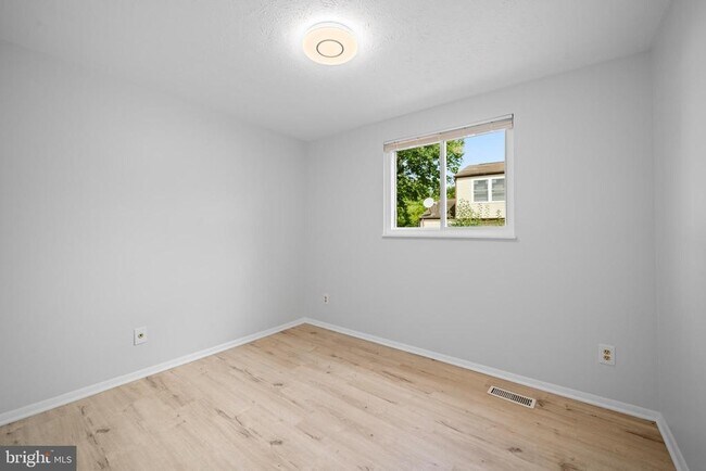 Building Photo - 4005 Pickstone Dr