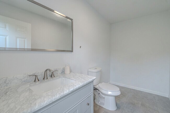 Building Photo - 79 N Curly Willow Cir