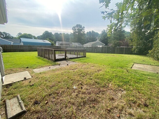 Building Photo - Introducing our charming home in the desirable Chesapeake "ASK ABOUT OUR ZERO DEPOSIT"