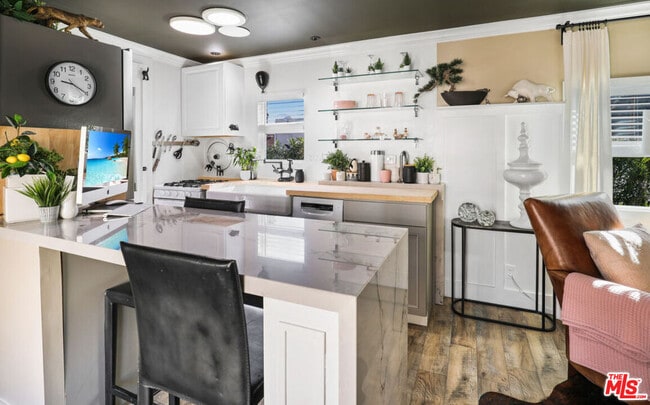 Building Photo - 69333 E Palm Canyon Dr