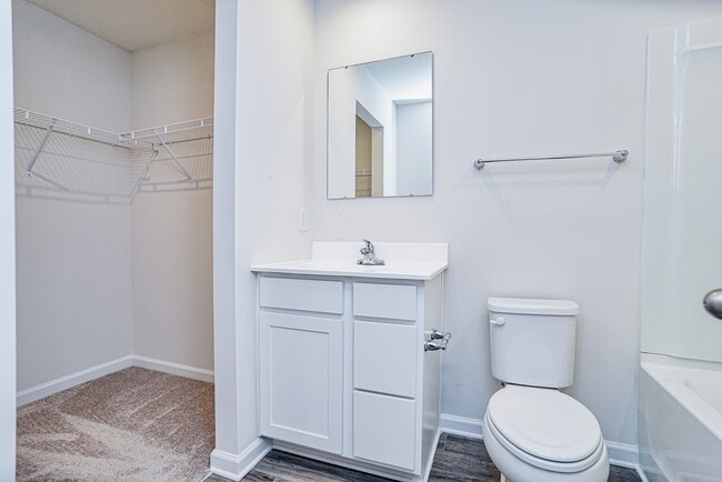 Building Photo - 231 Brooklane Ct