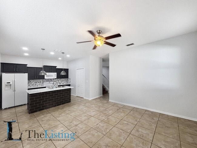 Building Photo - 11174 Savannah Landing Cir