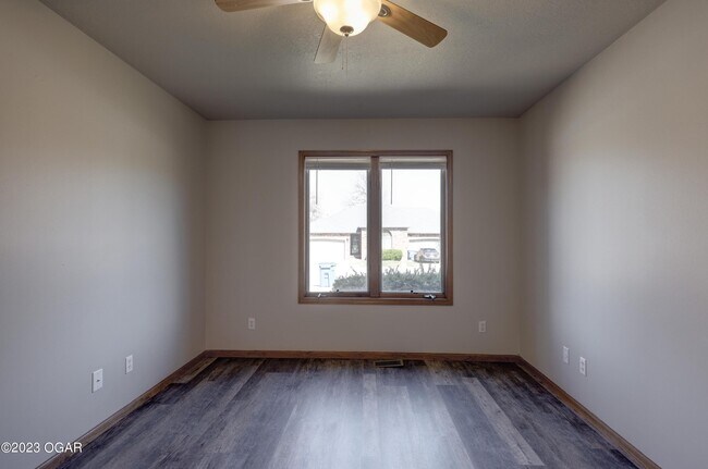 Building Photo - 119 W Briarbrook Ln