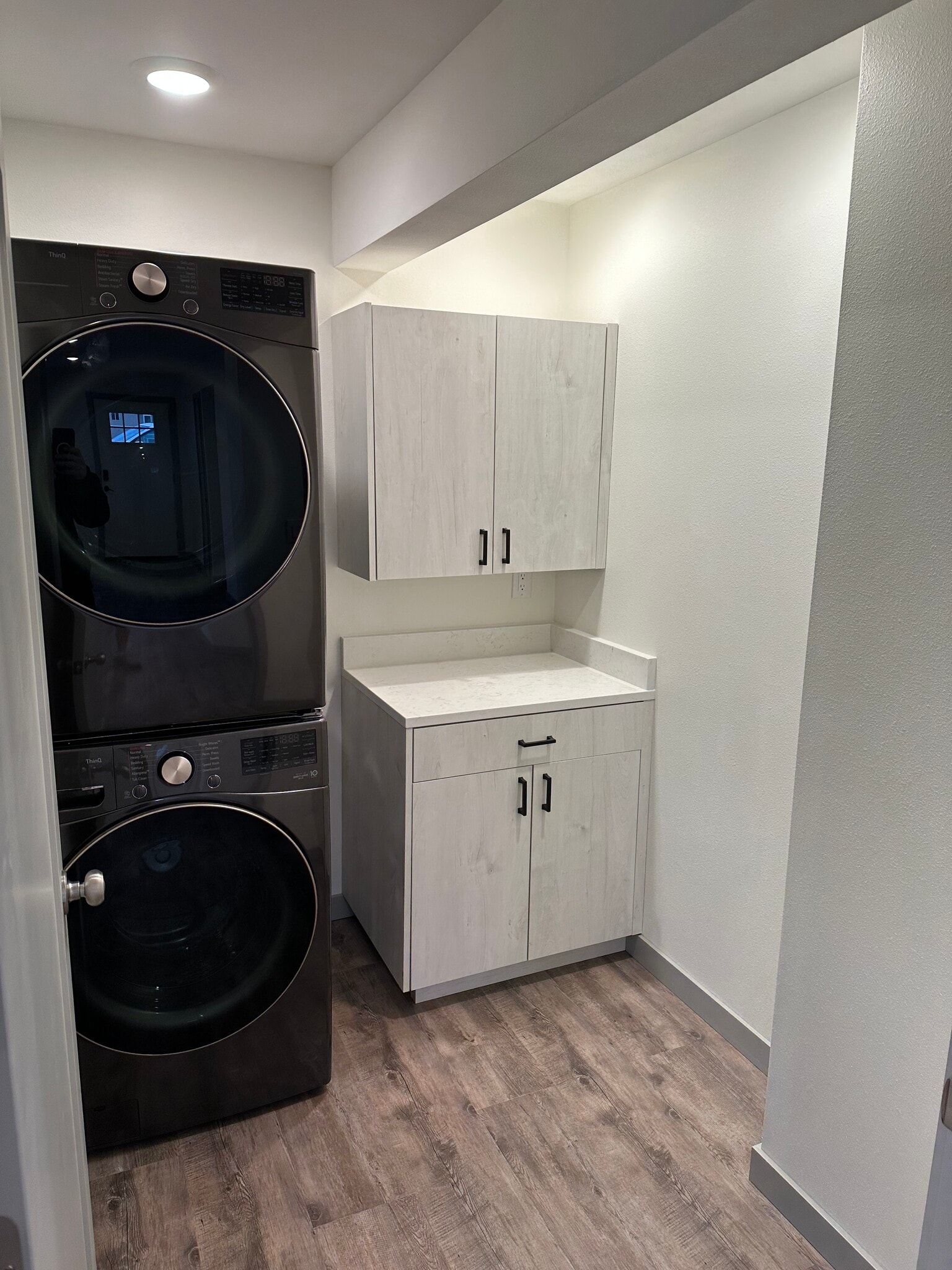 Laundry room/storage - 4249 King Mountain Rd