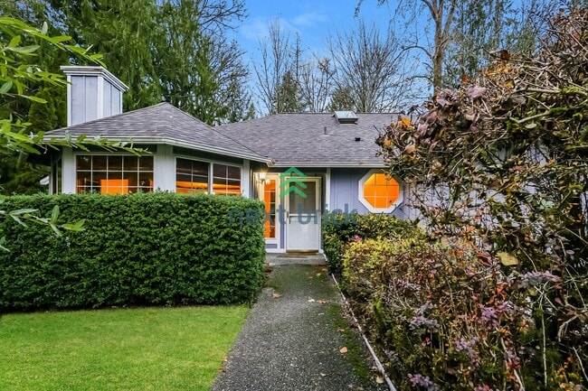 Building Photo - 3 Bed and 2 Bath Stunning Single-family Home is Available for Rent!