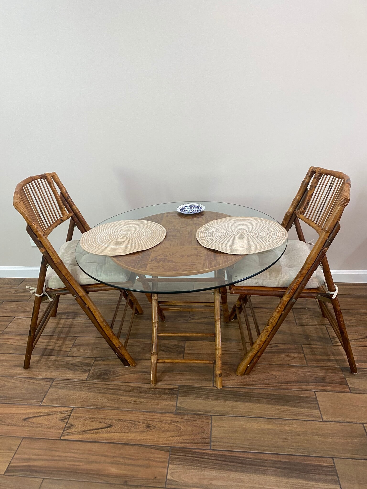 Building Photo - 3675 Kelton Ave