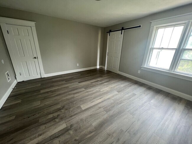 Building Photo - 3826 Avondale Ave