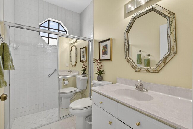 Building Photo - 4548 Barclay Fair Way