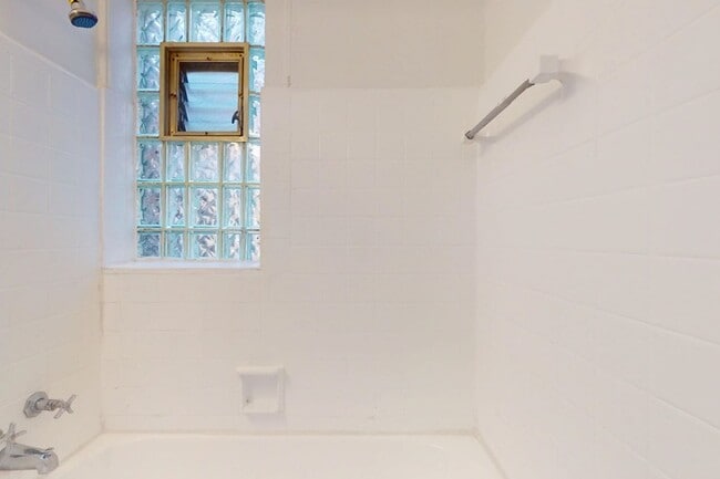 Floorplan - 5336-5338 S. Hyde Park Boulevard