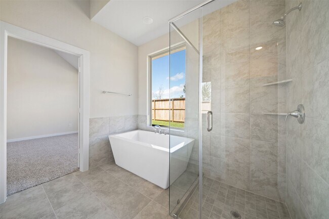 Building Photo - 820 Sendero Trail