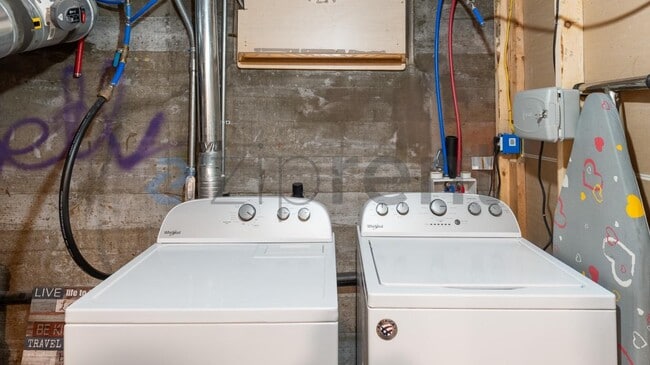 Building Photo - 503 E Montgomery Ave