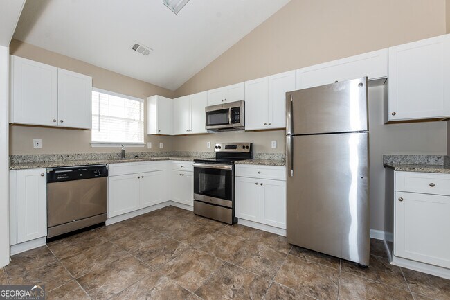 Building Photo - 219 Wagon Wheel Dr