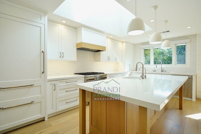 Building Photo - 89 Spindrift Passage