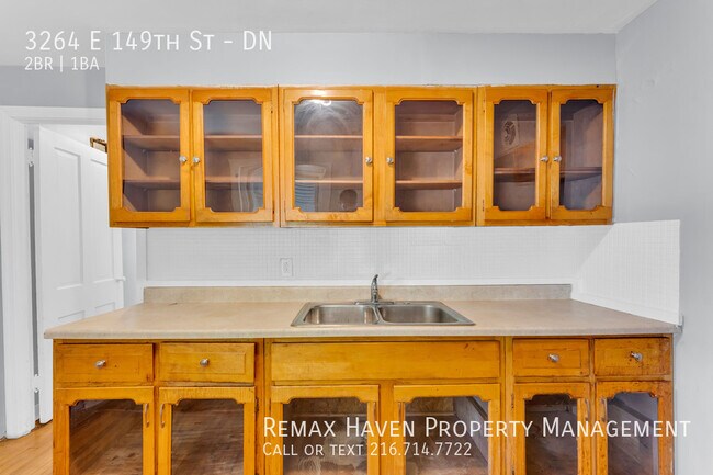 Building Photo - 3264 E 149th St