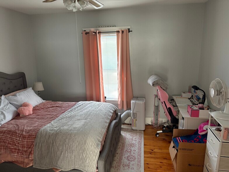 Building Photo - 3 Mars St