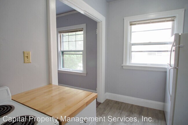 Building Photo - 1634 NE 41st Ave