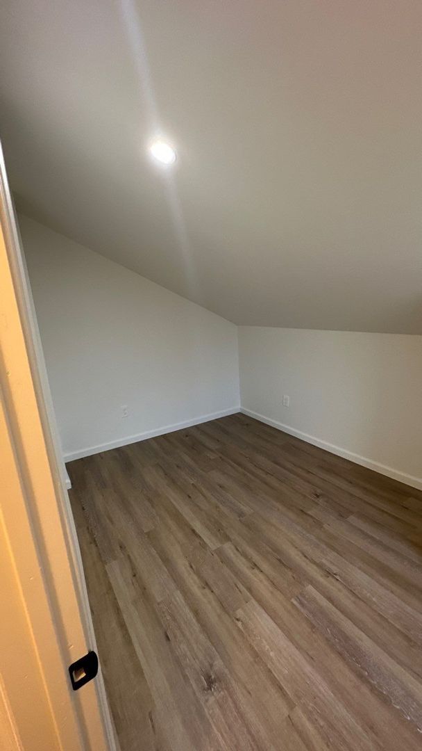 Building Photo - Spacious & Beautifully Updated 3BR Home with Extra Storage in Columbia