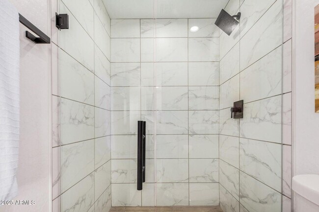 Building Photo - 341 S Mountain Rd