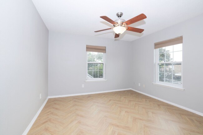 Building Photo - 2209 Nantucket Dr