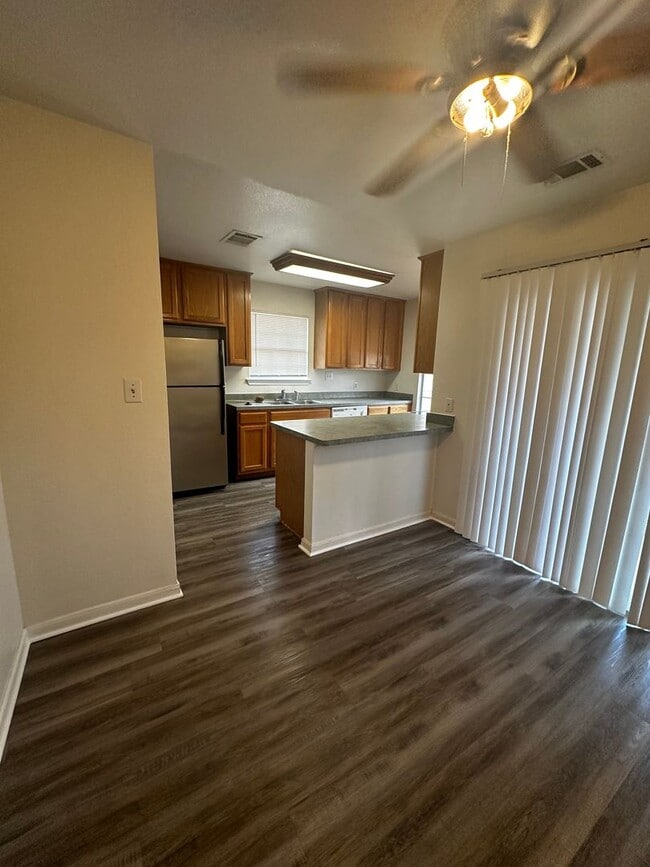 Building Photo - Lovely Cedar Creek Home on Large Shaded Lot
