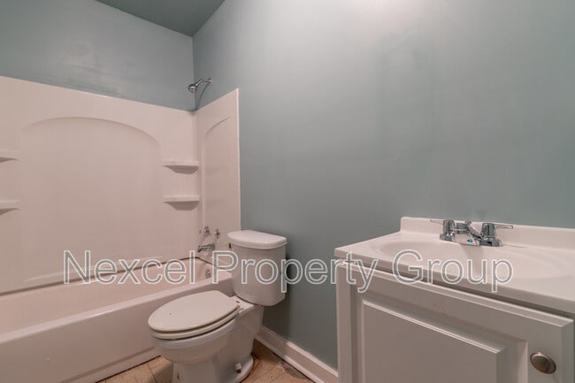 Building Photo - 318 Gannt St
