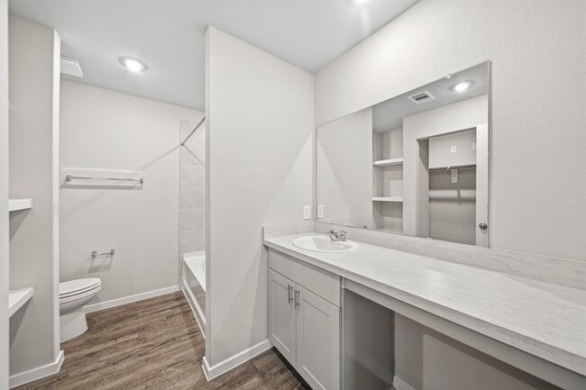 Building Photo - 21707 Cottonwood Mdws Trl