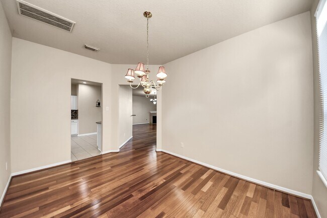 Building Photo - 19438 Juniper Vale Cir