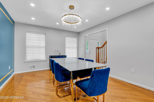 Building Photo - 210 Wingate Ct