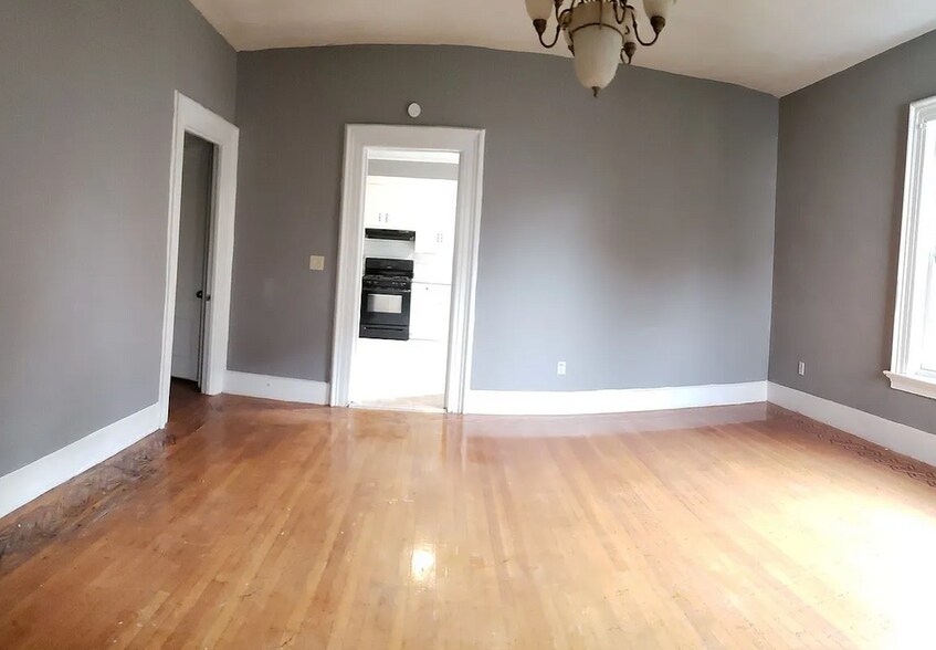 living room area - 1599 Chapel St
