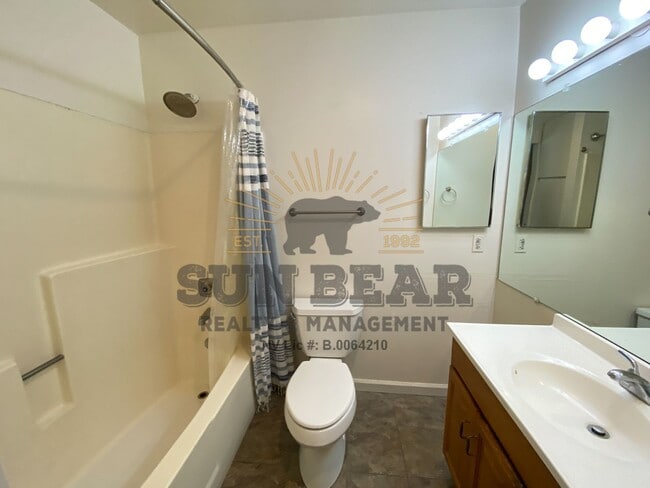 Building Photo - 1 Bedroom in Incline Village!