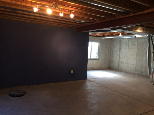 Building Photo - Beautiful 2B Condo in Lafayette's Autumn R...