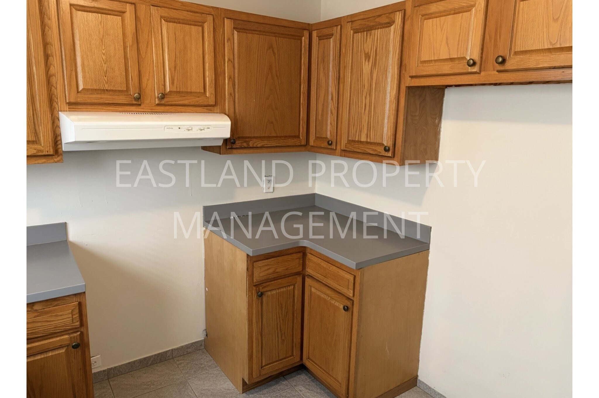 Building Photo - 1964 Burr St