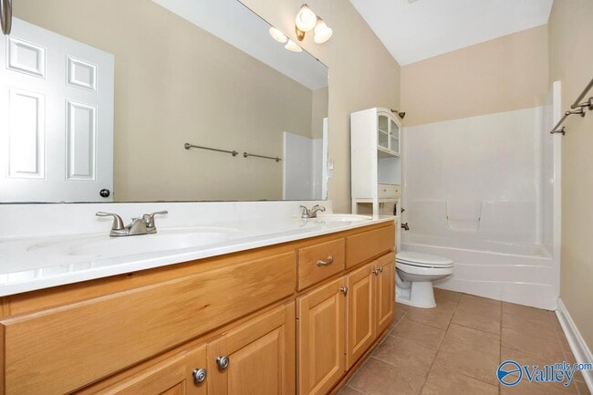 Building Photo - 29863 Thunderpaw Dr