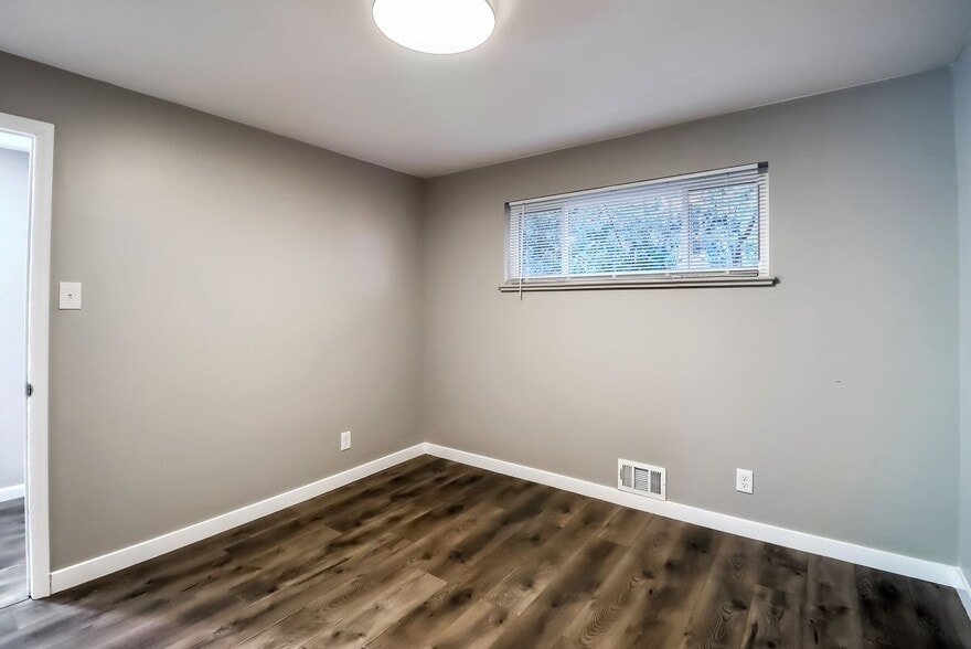 Building Photo - 3341 Olive St