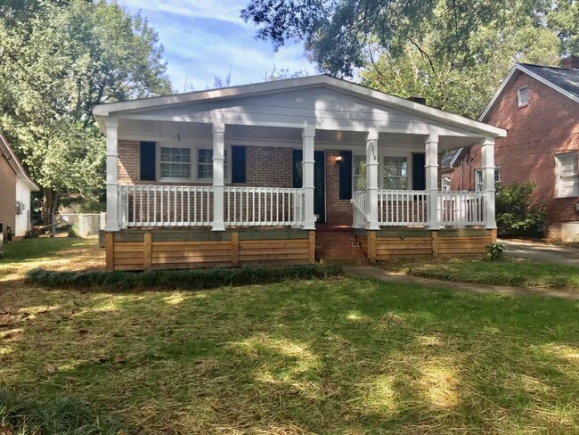 Primary Photo - Beautiful 2 bedroom 1 bath home in charlotte