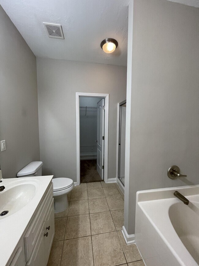 Building Photo - 4306 E Barcelona Way