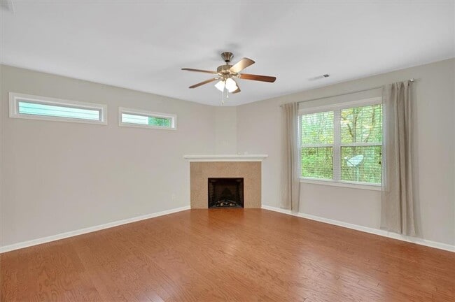 Building Photo - 212 Madison Ave