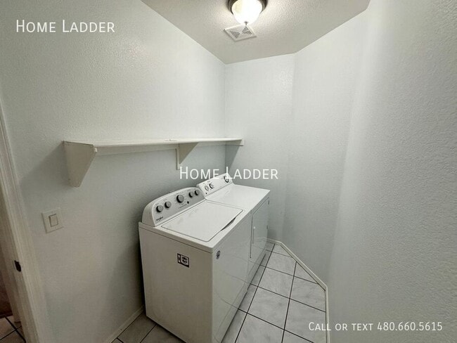 Building Photo - 13201 W Rimrock-