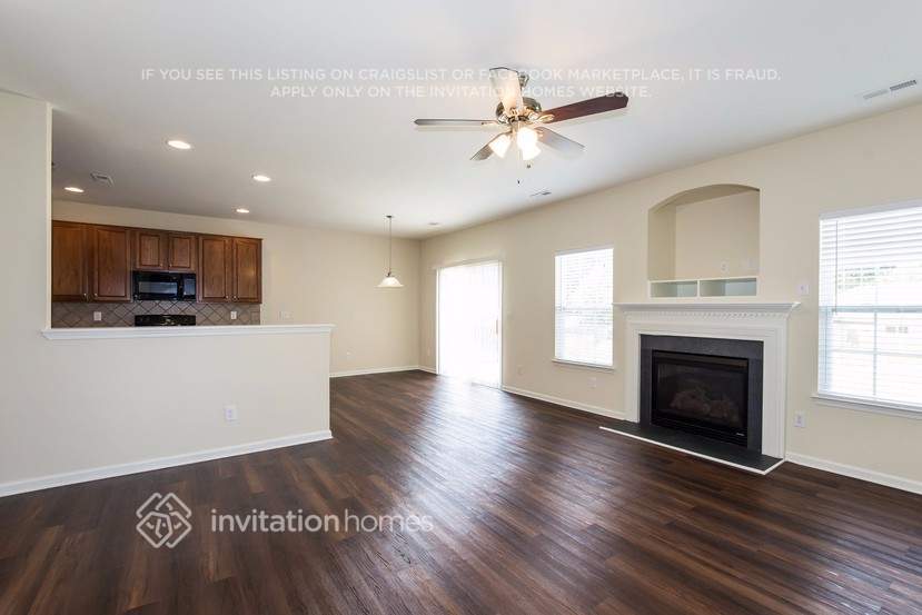 Building Photo - 1808 Mary Wynn Ct