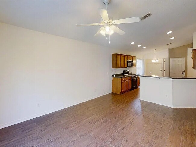 Building Photo - 4888 Makenna Cir