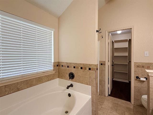Building Photo - 1009 McKavett Dr