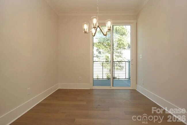 Building Photo - 1405 Kenilworth Ave