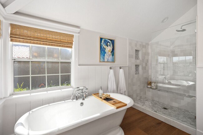 Building Photo - Luxury Ocean View Home in Sea Pointe Estates San Clemente